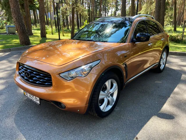 Infiniti FX - фото 5
