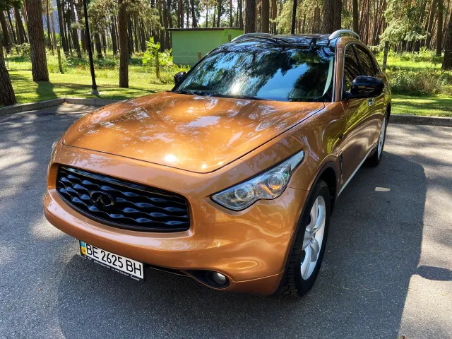 Infiniti FX - фото 2