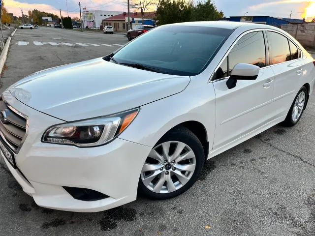Subaru Legacy - фото 3