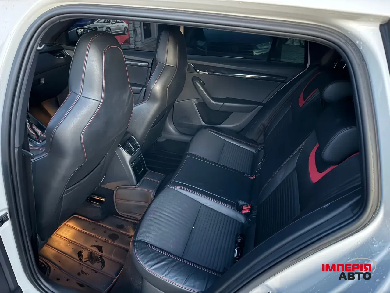 Skoda Octavia RS - фото 7