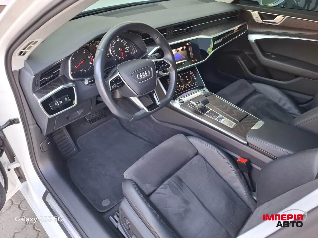 Audi A6 - фото 7