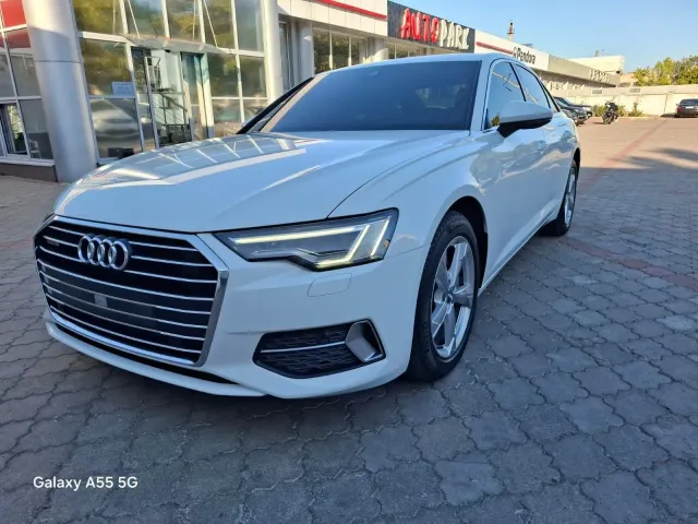 Audi A6 - фото 1