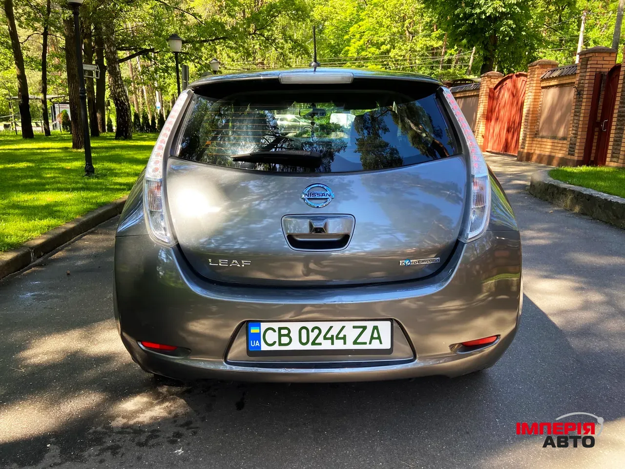 Nissan Leaf - фото 11