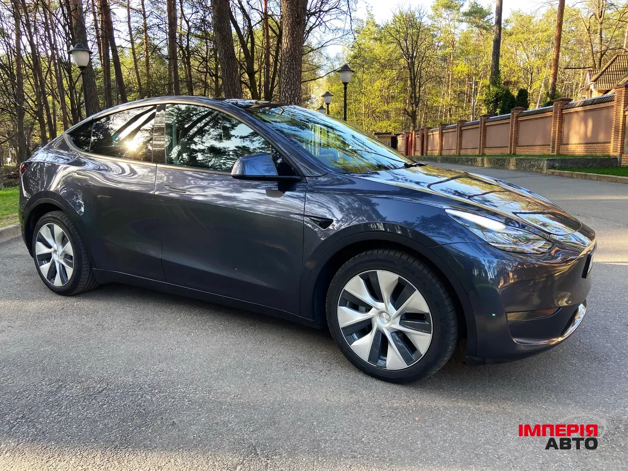 Tesla Model Y - фото 26