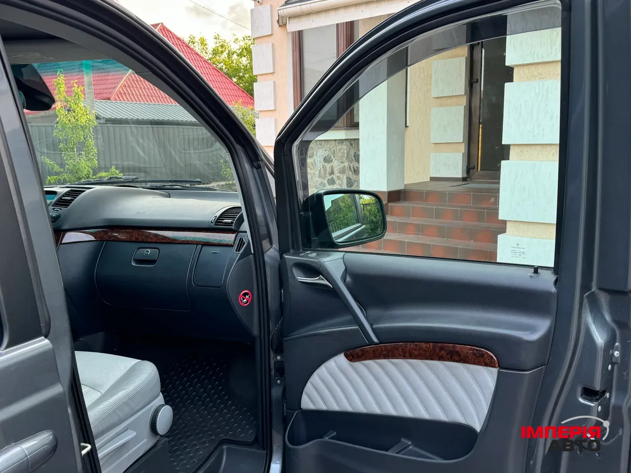 Mercedes-Benz Viano - фото 19