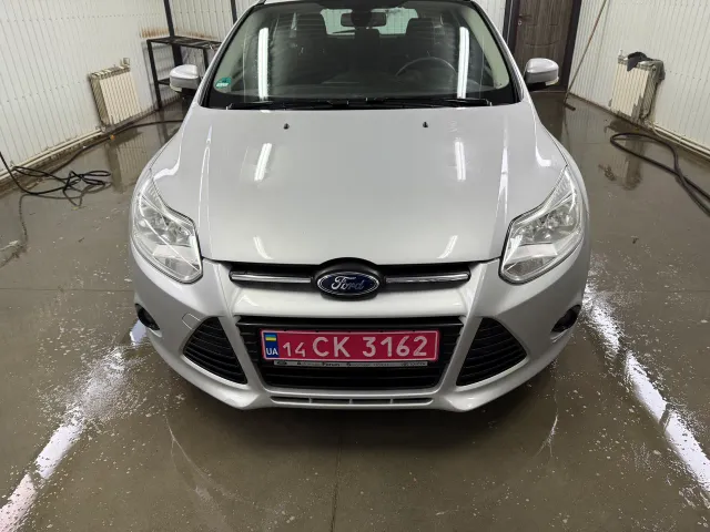 Ford Focus - фото 2