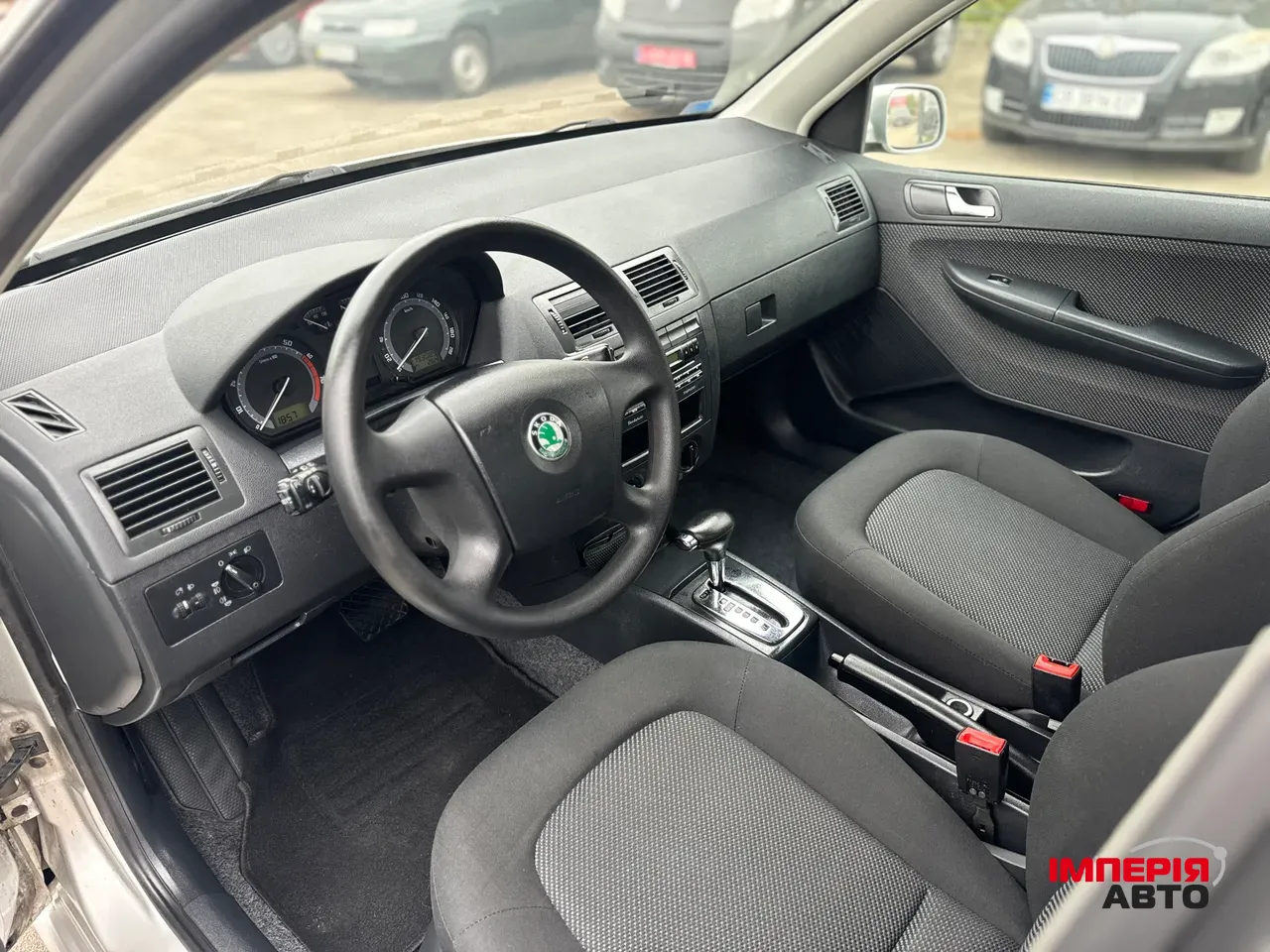 Skoda Fabia - фото 7