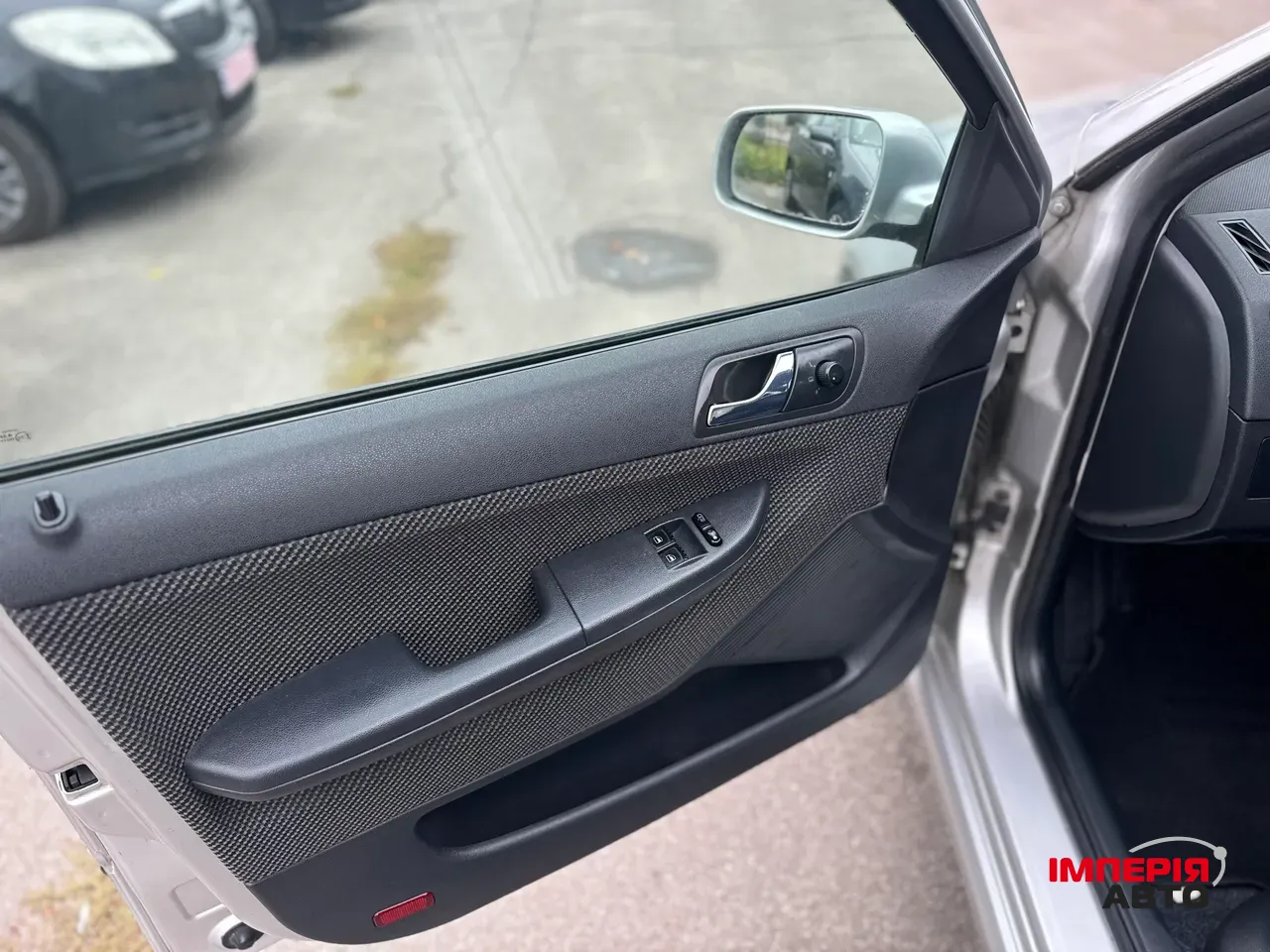 Skoda Fabia - фото 11