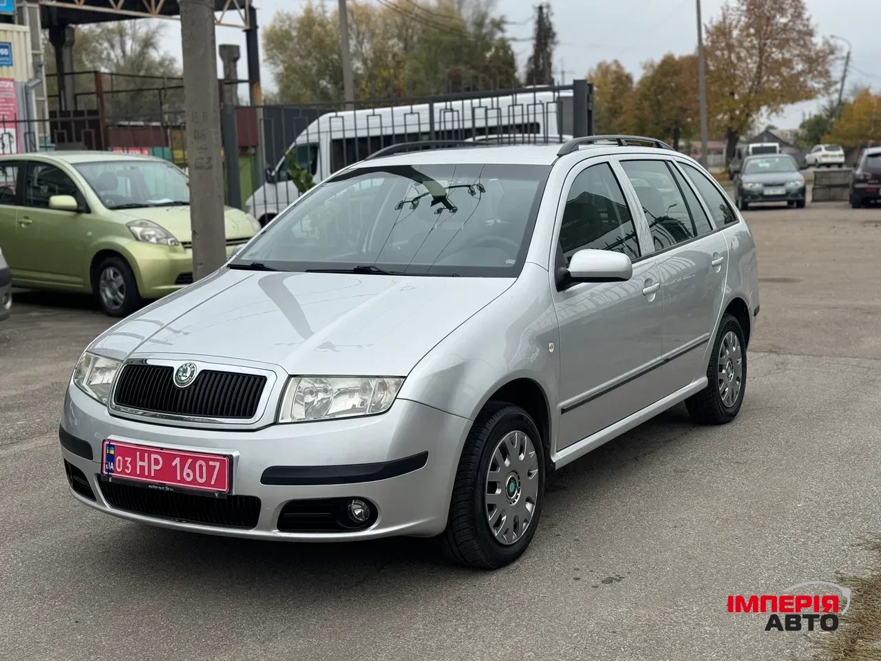 Skoda Fabia - фото 3