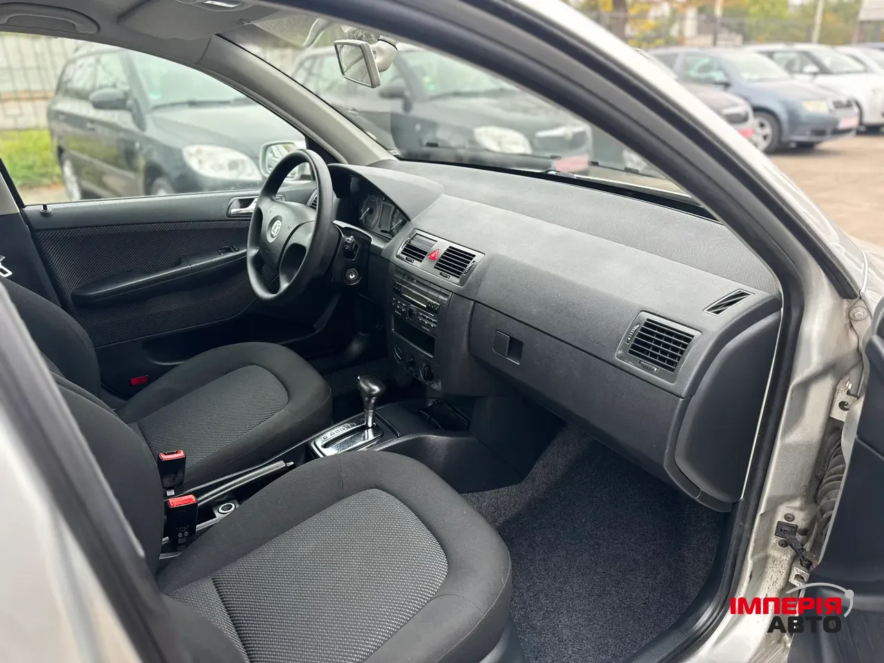 Skoda Fabia - фото 23