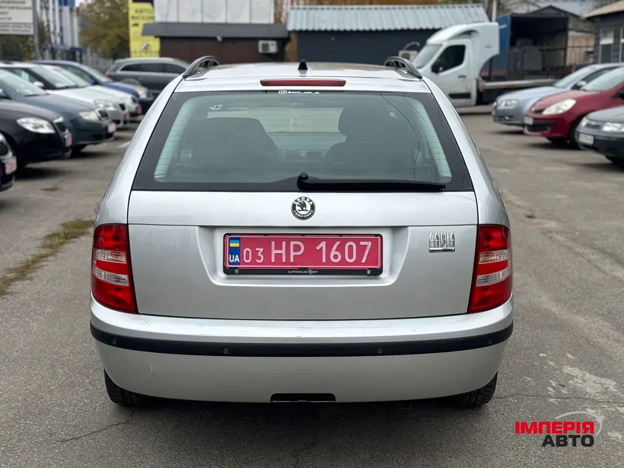 Skoda Fabia - фото 5