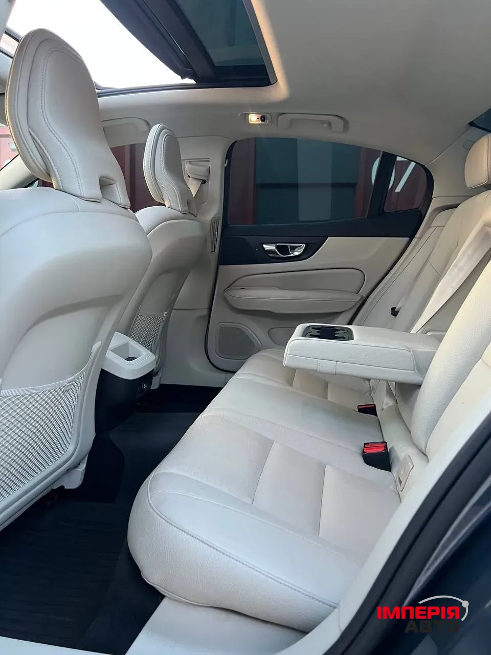 Volvo S60 - фото 26