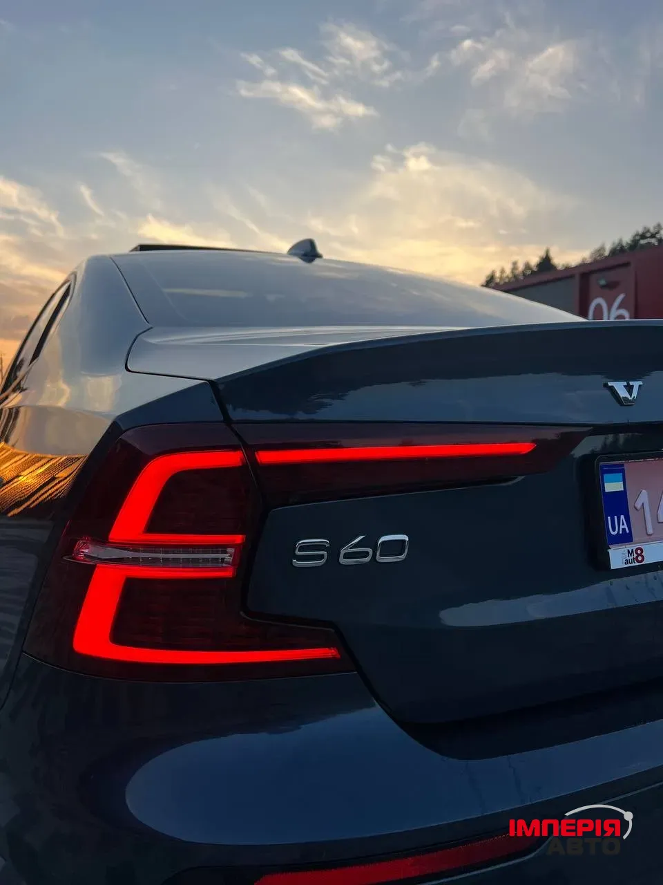 Volvo S60 - фото 2