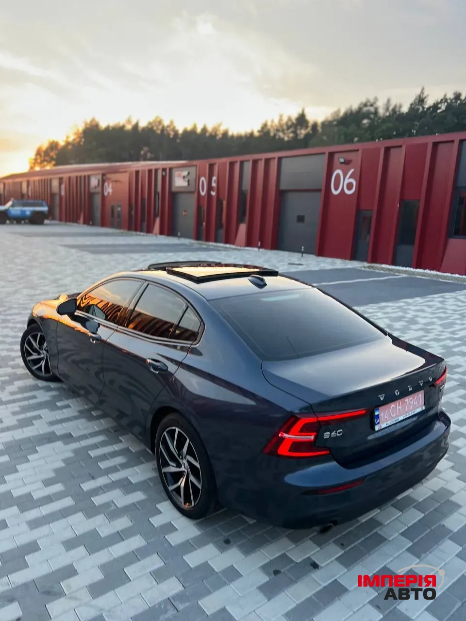 Volvo S60 - фото 12