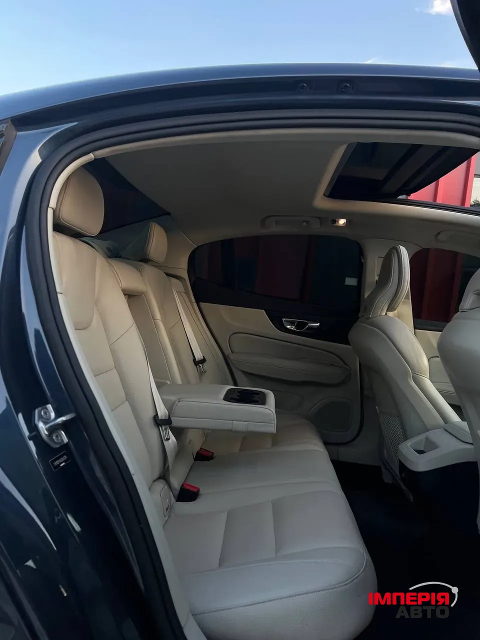 Volvo S60 - фото 21