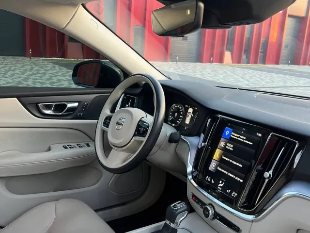 Volvo S60 - фото 2