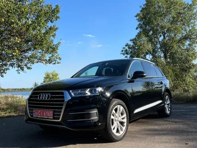Audi Q7 - фото 3