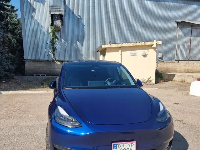 Tesla Model Y - фото 2