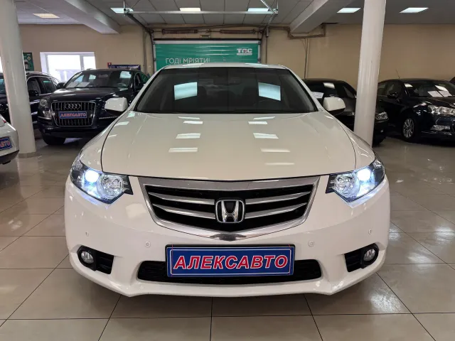 Honda Accord - фото 5