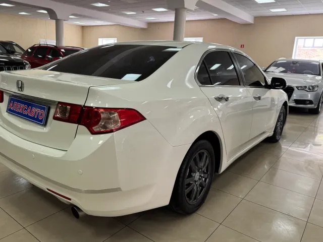 Honda Accord - фото 4