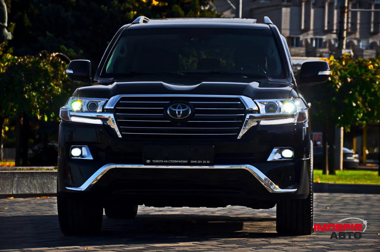 Toyota Land Cruiser - фото 10