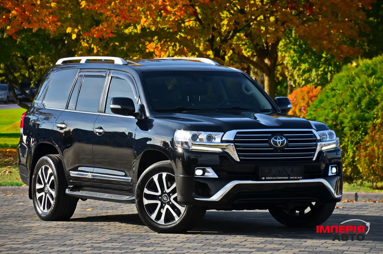 Toyota Land Cruiser - фото 2