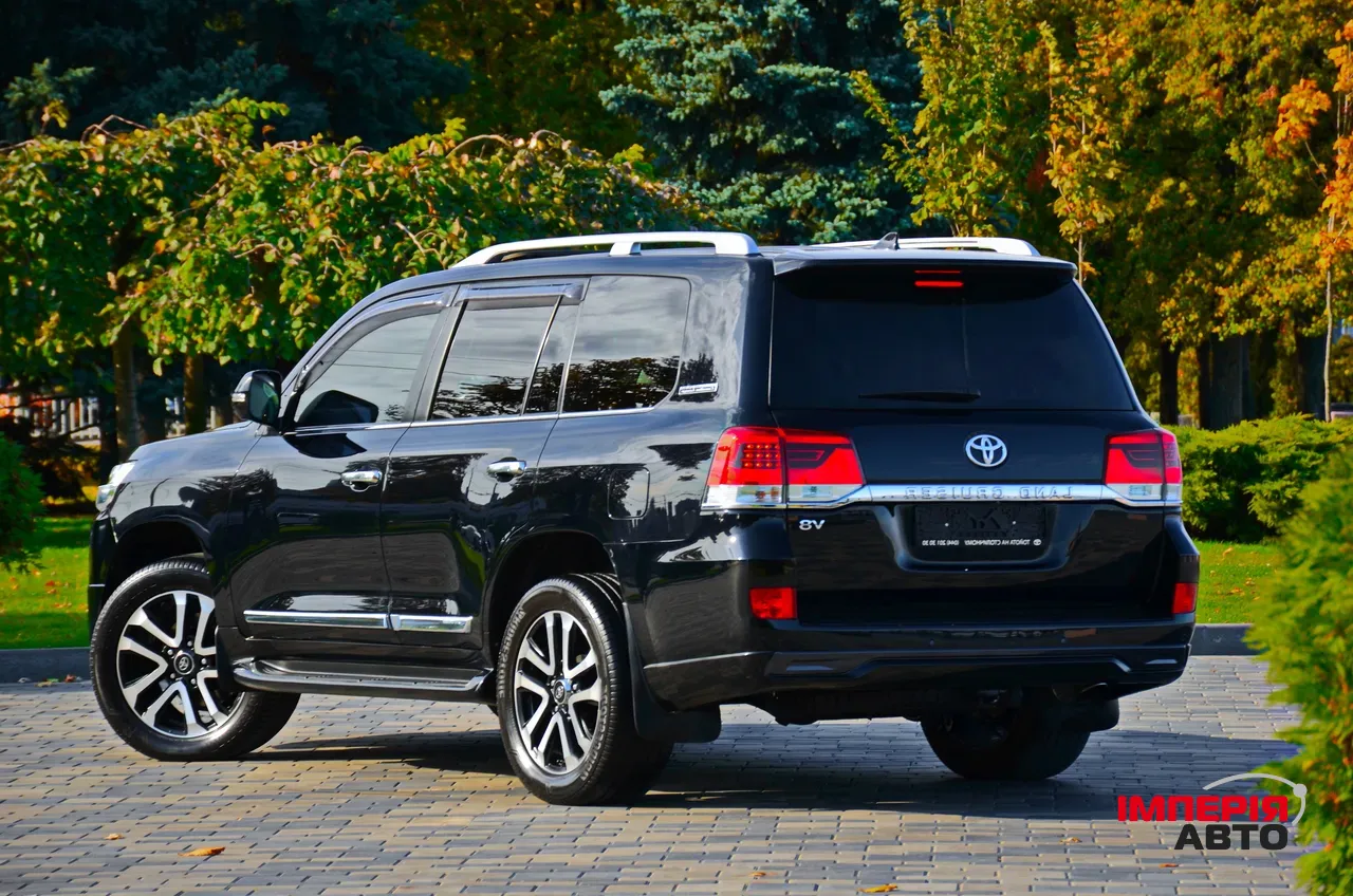 Toyota Land Cruiser - фото 4