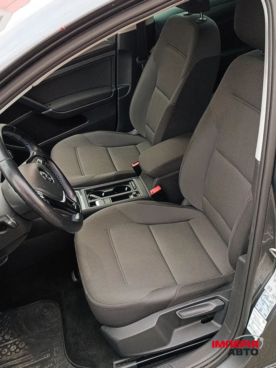 Volkswagen Golf - фото 15