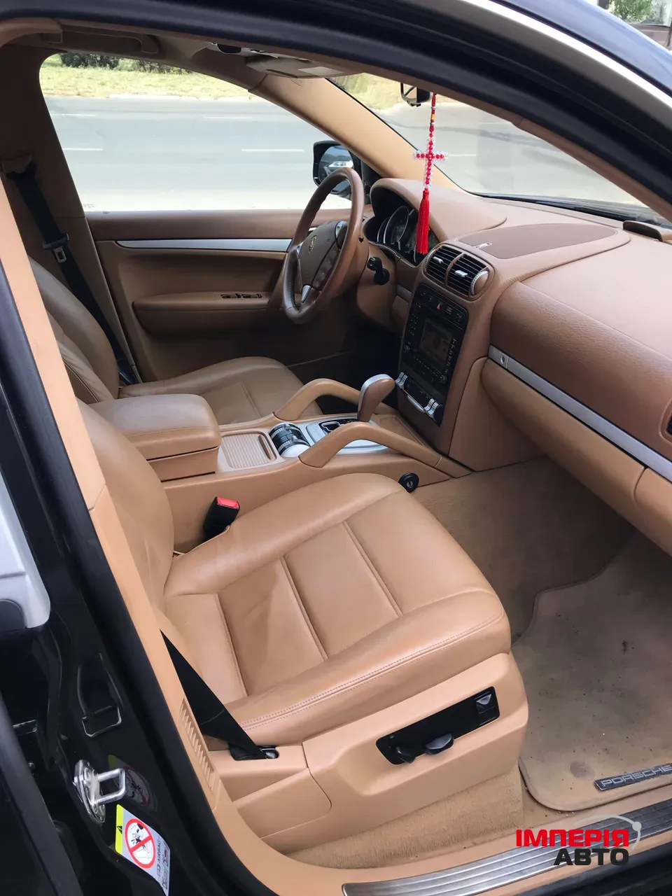Porsche Cayenne - фото 8