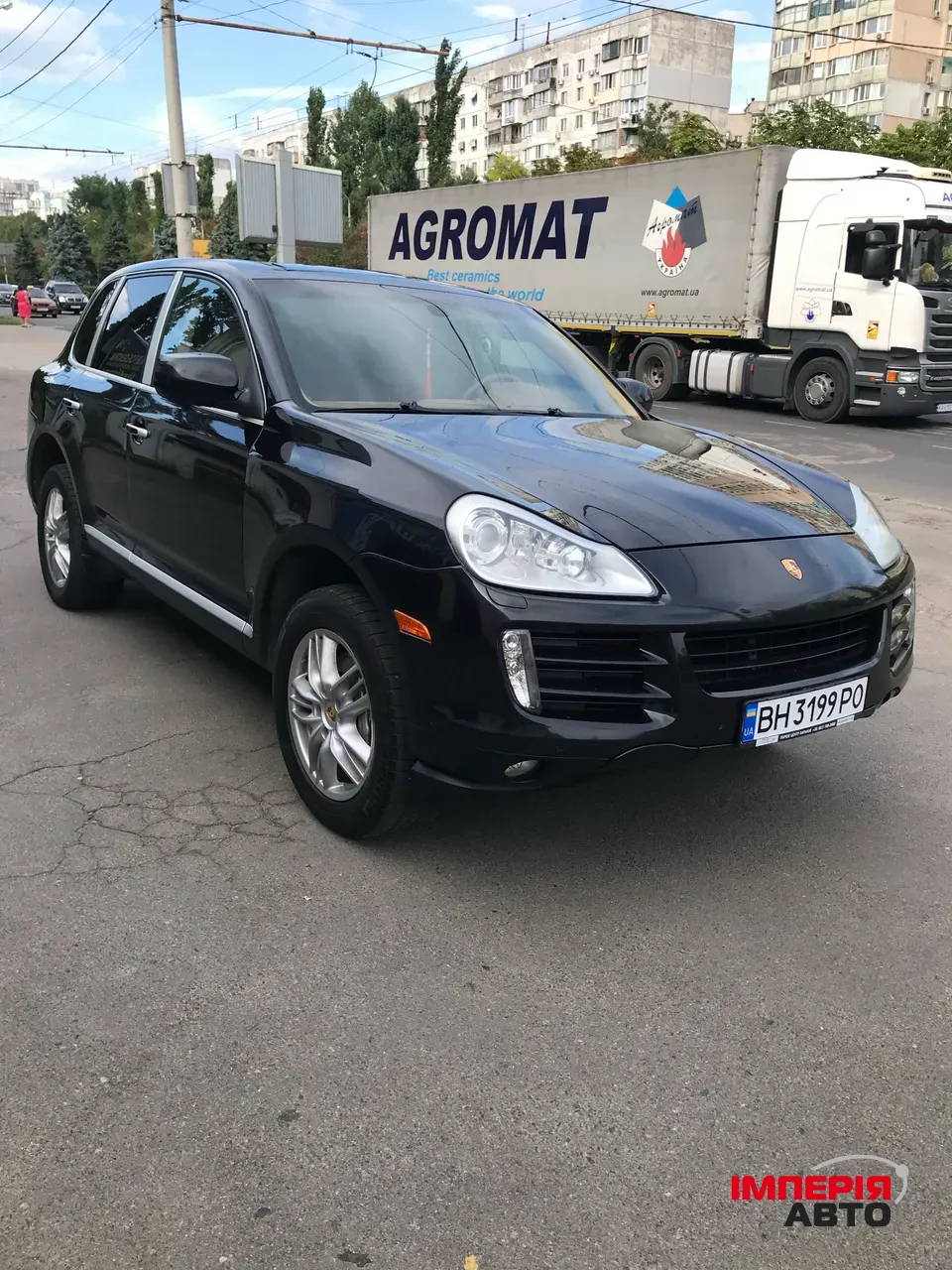 Porsche Cayenne - фото 1