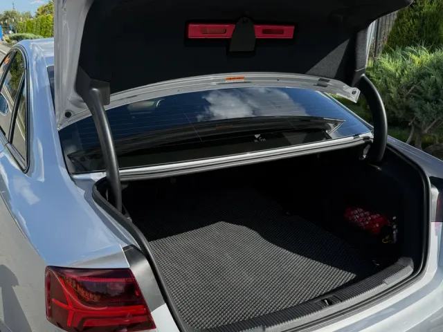 Audi A6 - фото 4