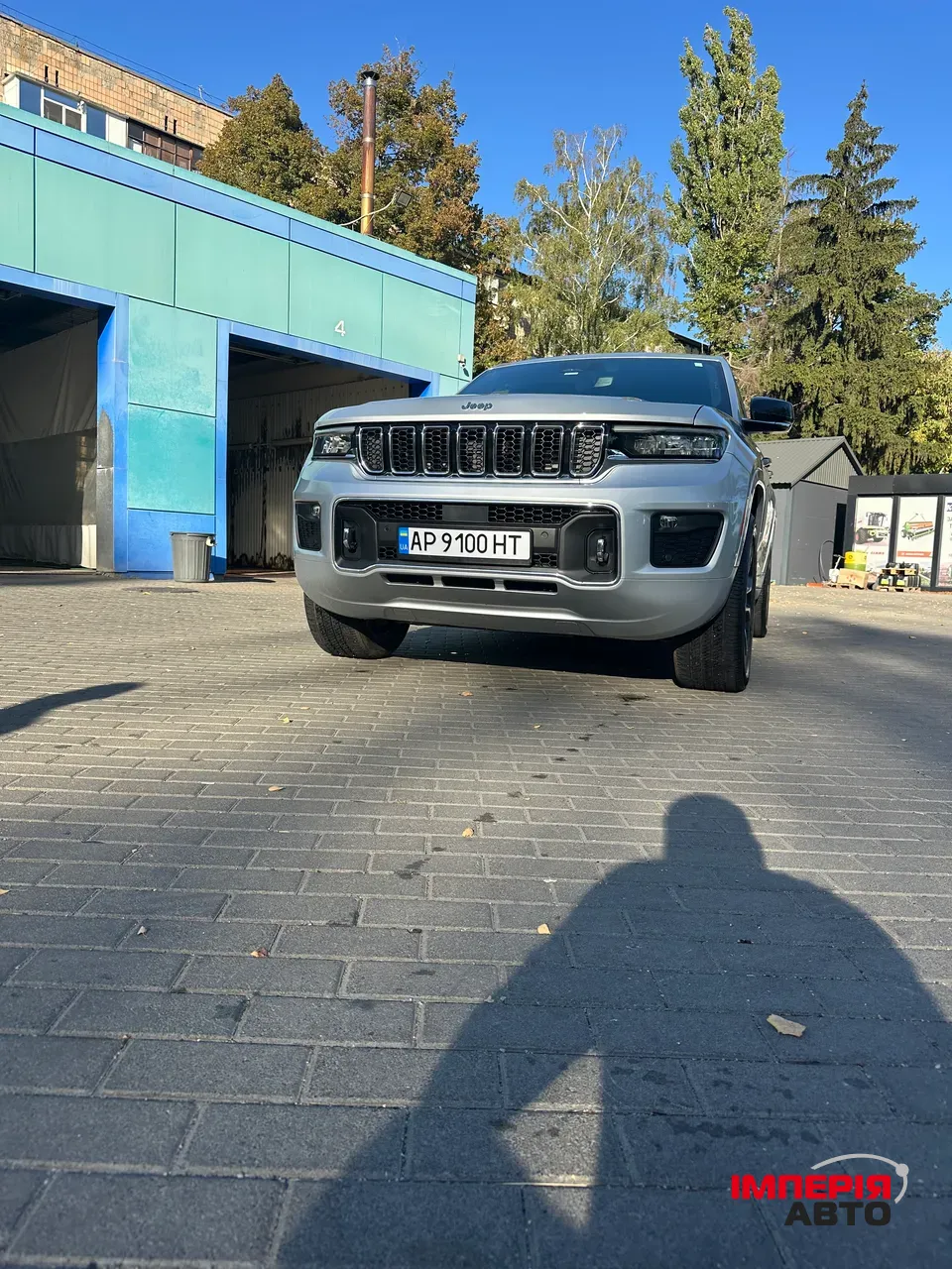 Jeep Grand Cherokee - фото 1