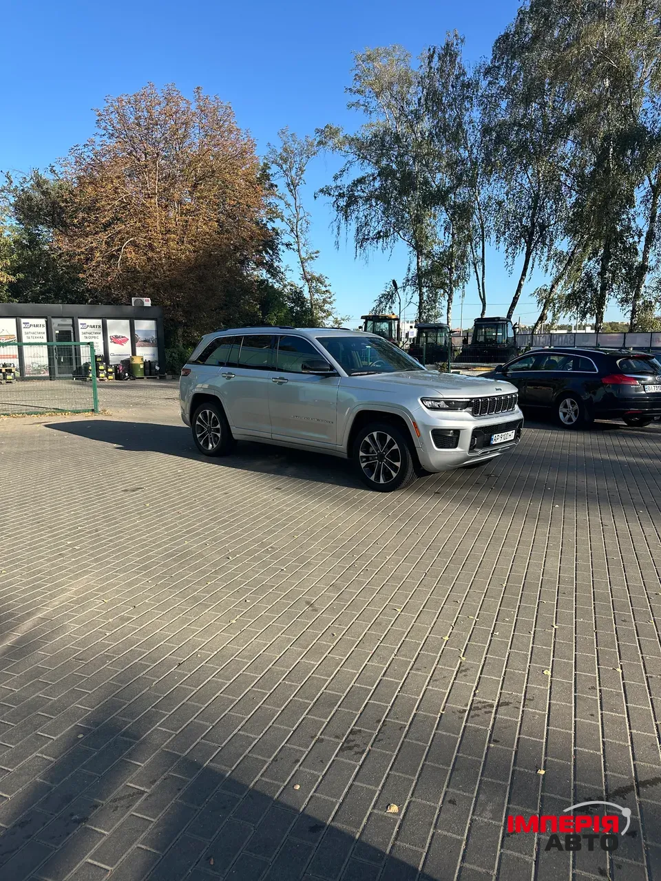 Jeep Grand Cherokee - фото 2
