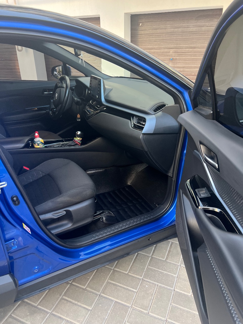 Toyota C-HR - фото 14