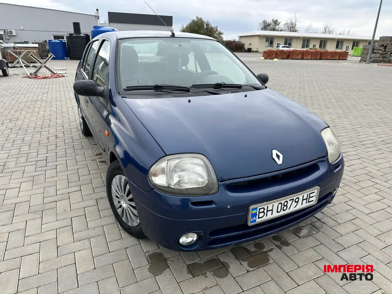 Renault Clio - фото 1