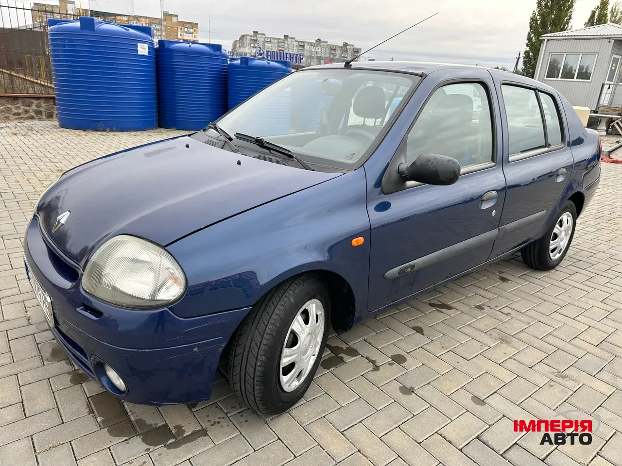 Renault Clio - фото 9