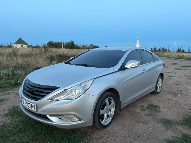 Hyundai Sonata - фото 2