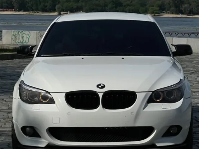 BMW 5 серії - фото 4