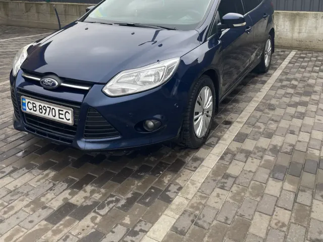 Ford Focus - фото 3