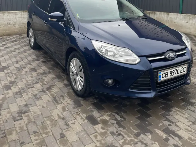 Ford Focus - фото 4