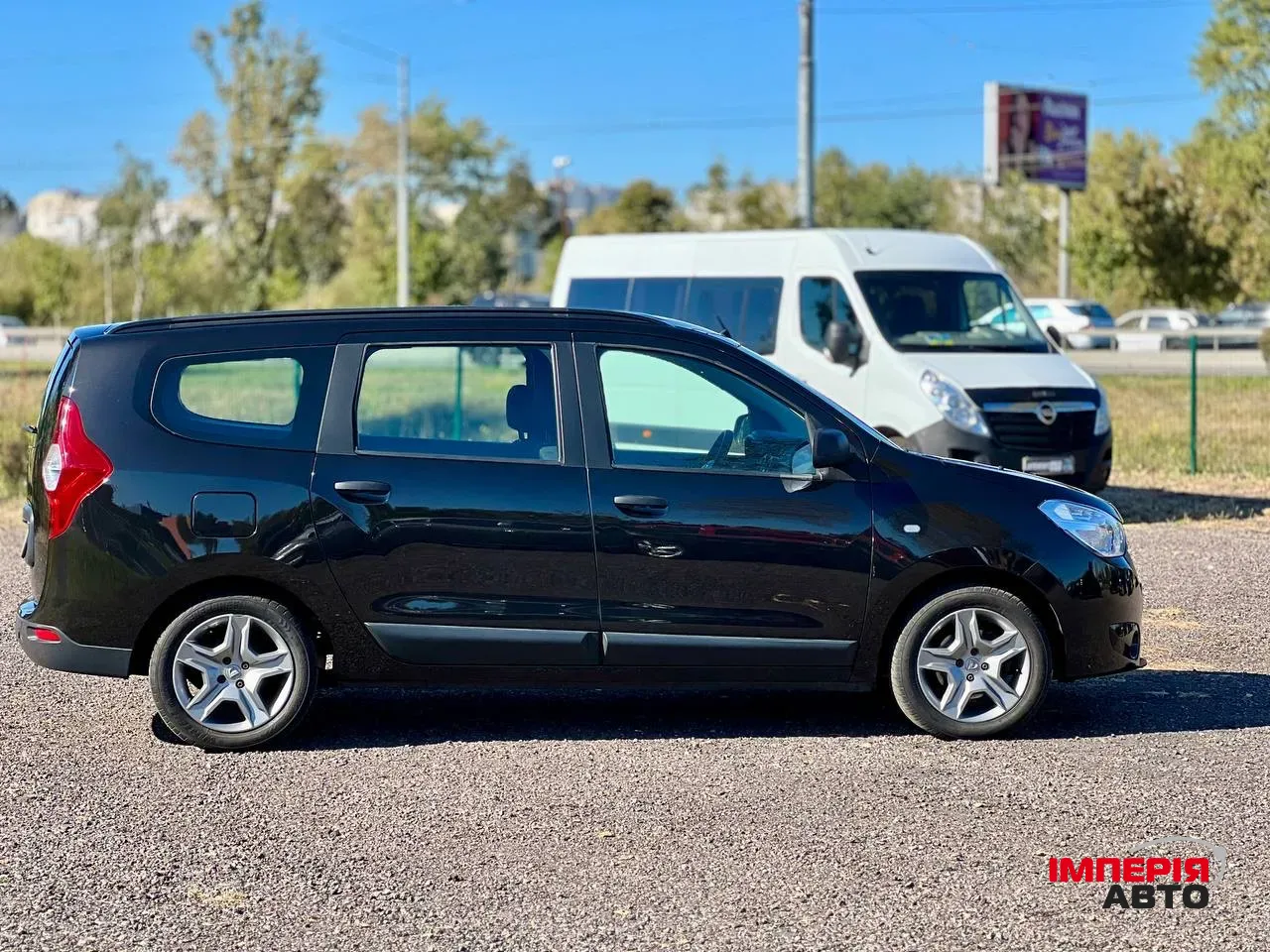 Dacia Lodgy - фото 8