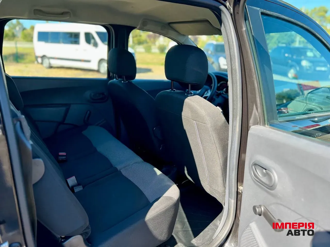 Dacia Lodgy - фото 17