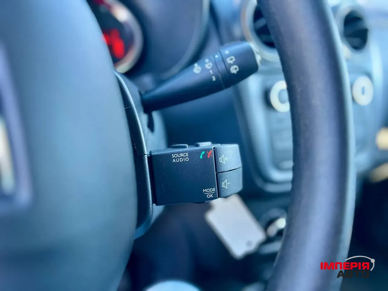 Dacia Lodgy - фото 24