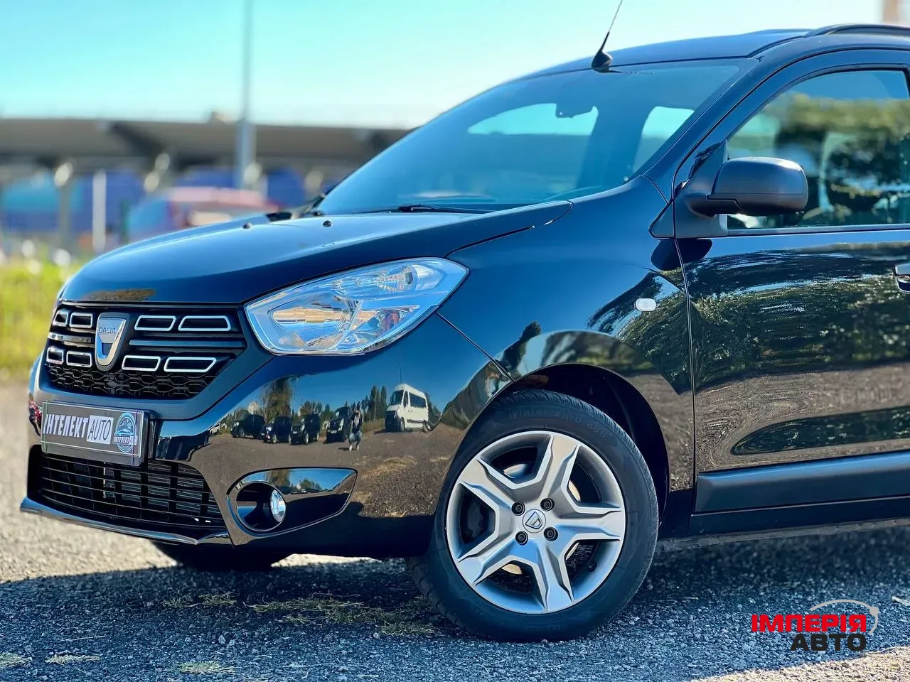 Dacia Lodgy - фото 12