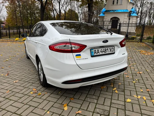 Ford Mondeo - фото 4