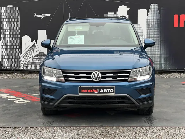 Volkswagen Tiguan - фото 2