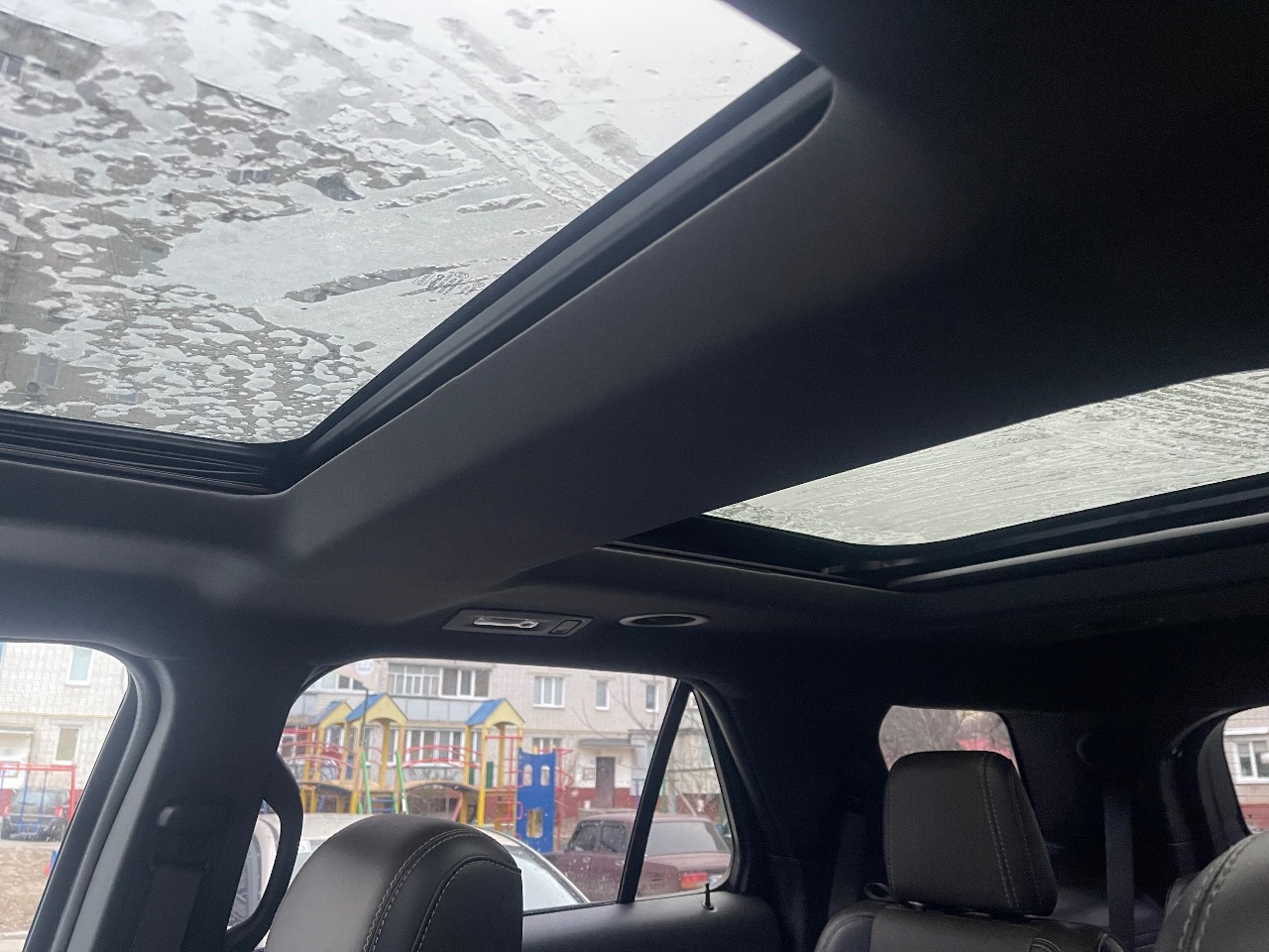 Ford Explorer - фото 16