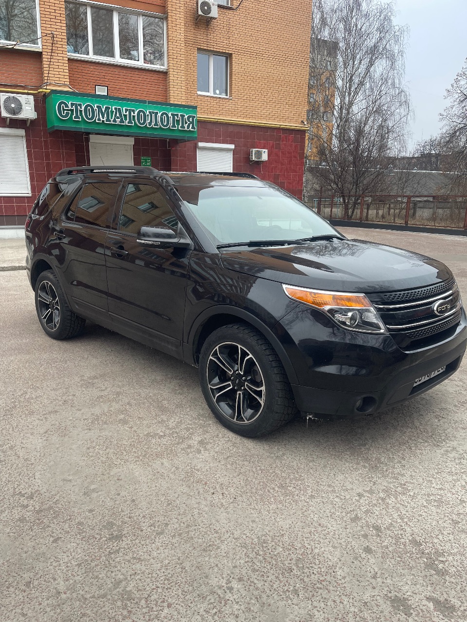 Ford Explorer - фото 13