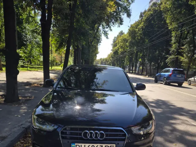 Audi A4 - фото 3