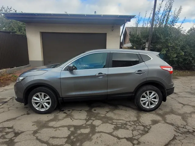 Nissan Qashqai - фото 2